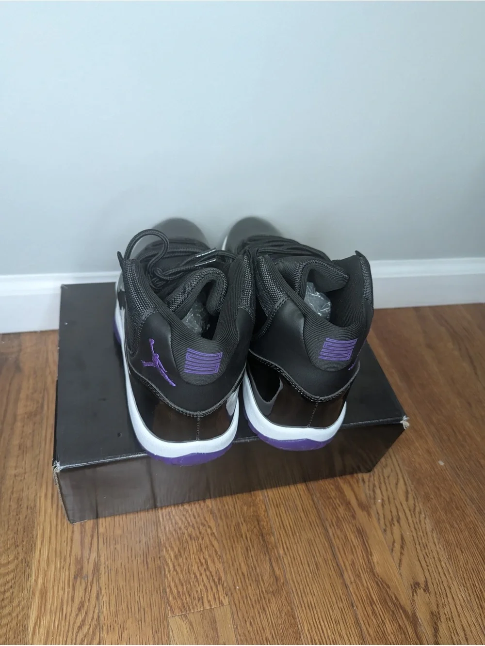 Jordan Men's Black and Purple High-Top Sneakers